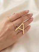 Colar com Letra Inicial Grande Banhado a Ouro 18K e Prata 925