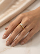 Anel Solitário Cravejado com Zircônias Banhado a Ouro 18K