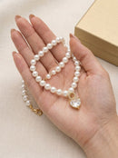 Colar Choker de Pérolas com Coração de Cristal