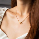 Corrente choker letra pequena e coração banhado a ouro 18K e prata 925
